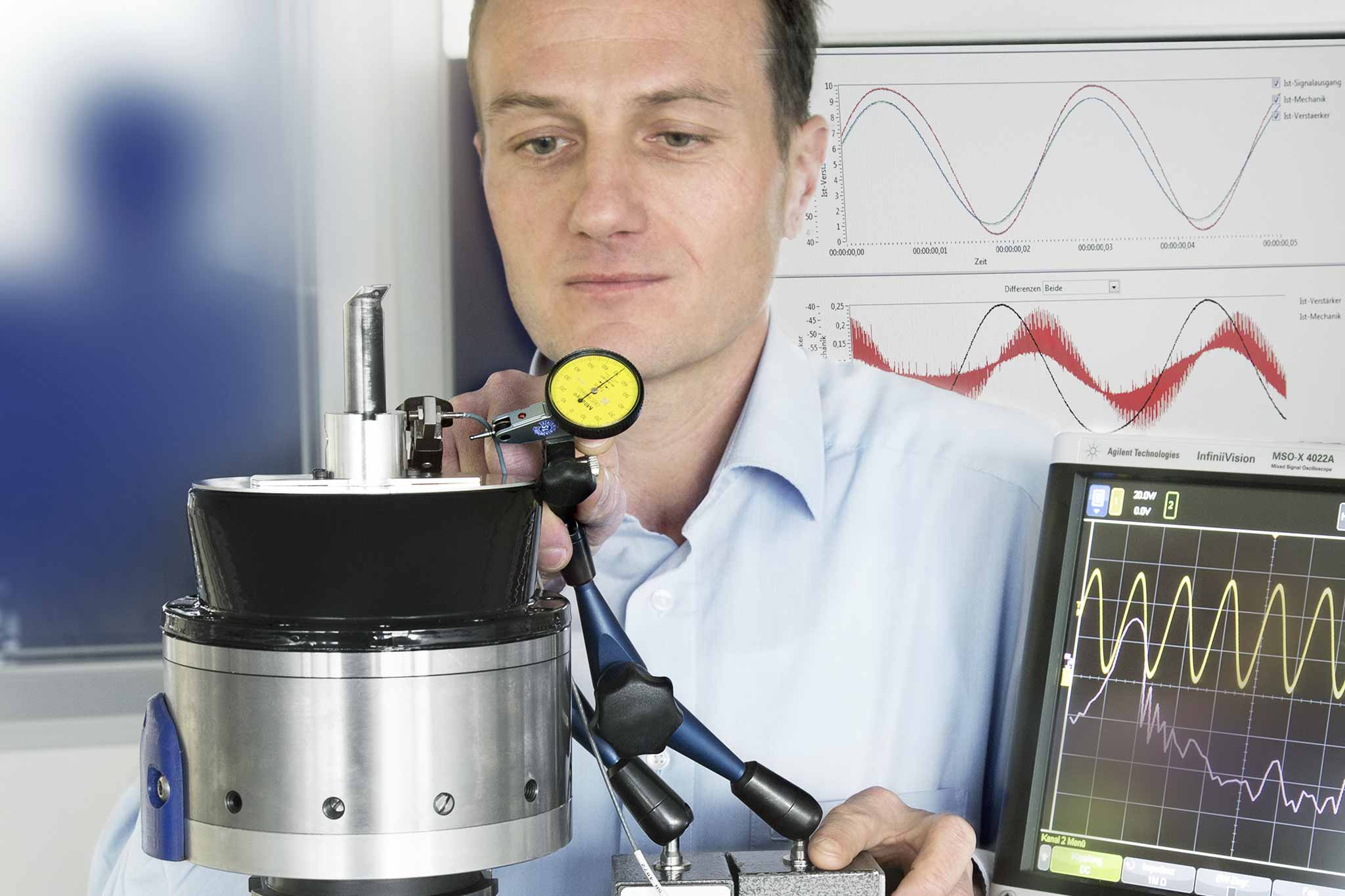Regular maintenance of actuating tools increases their service life significantly.
