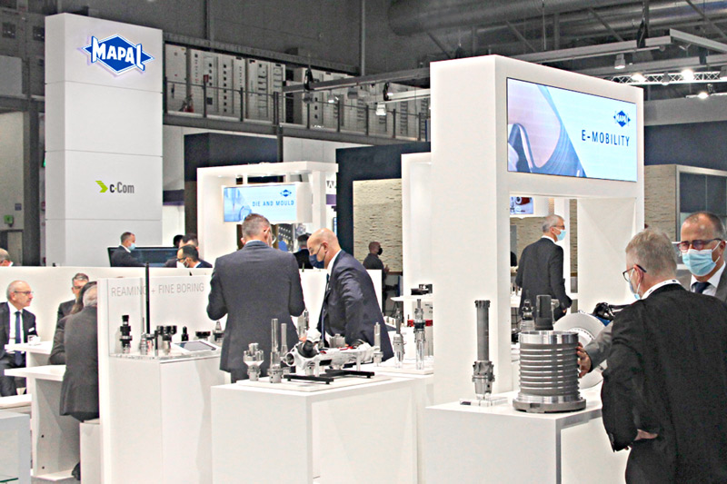 The MAPAL exhibition stand at EMO 2021 in Milan
