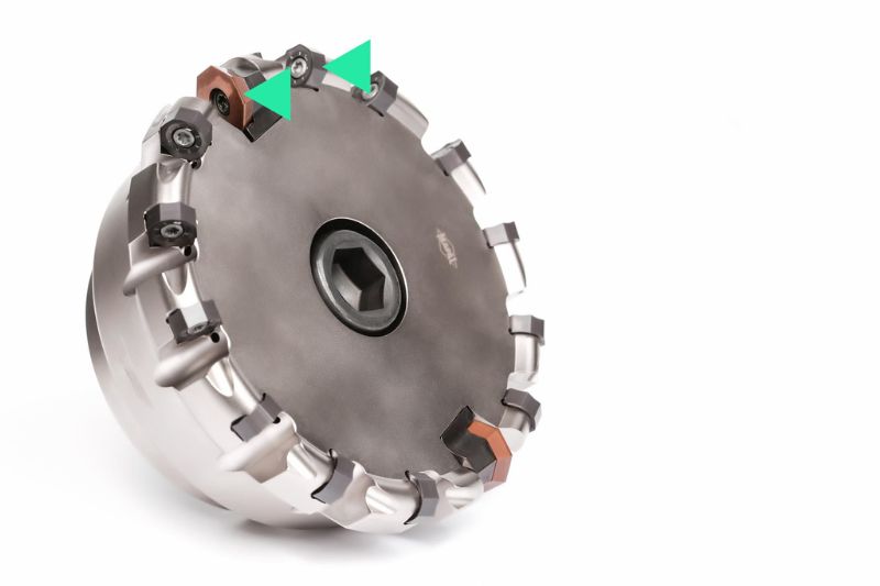 Photo of the Neomill-16 finish with a combination of pre-processing and finishing plate.