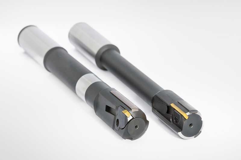 One single-bladed reamer with WP system and one with HX system from MAPAL.