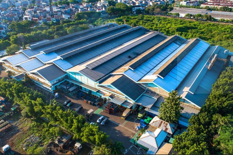 The image shows the site of Nusametal in the north of Jakarta.