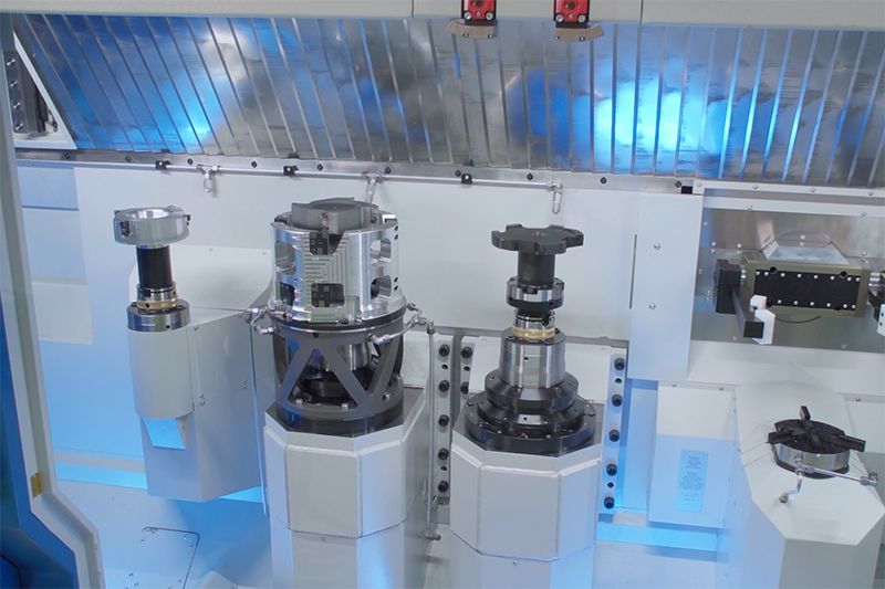 Image of the workpiece mounted in the turning machine