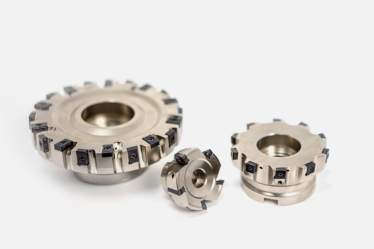 An overview of MAPAL shoulder milling cutters.